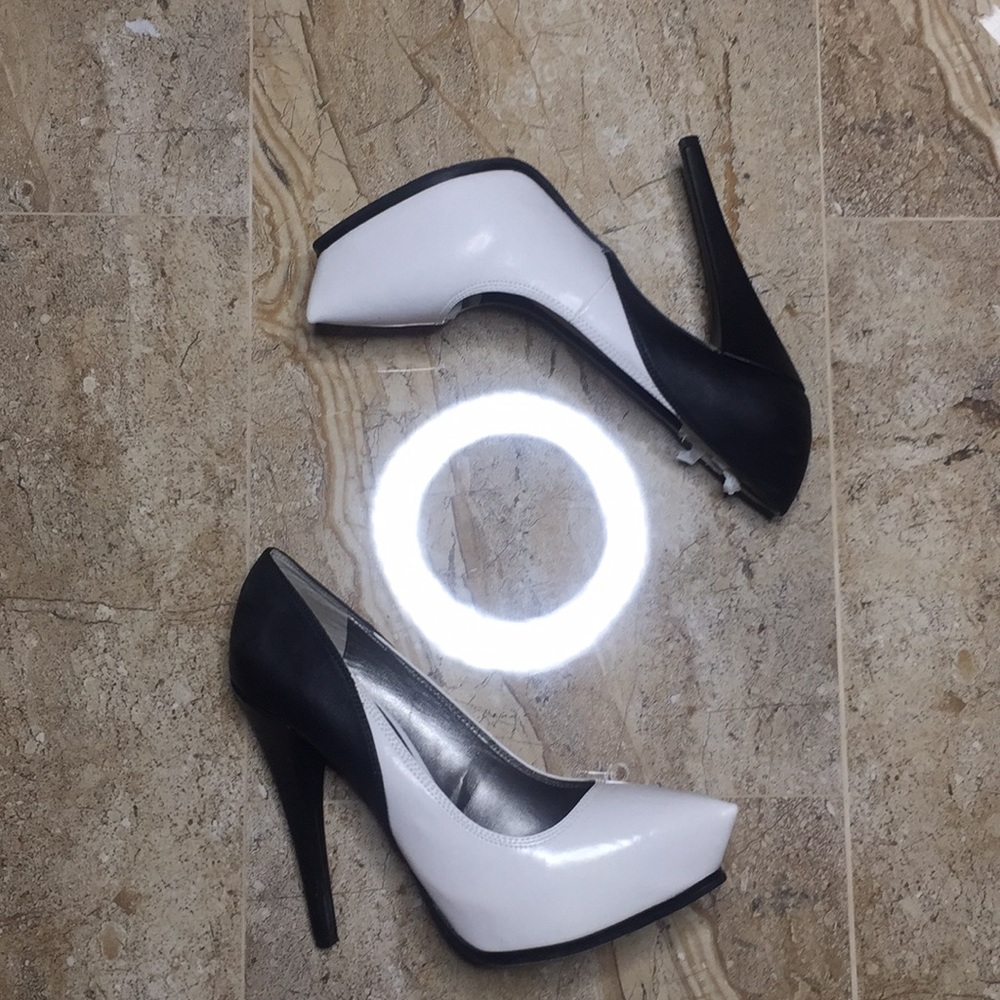 Sam Edelman 👠 - Picture 2 of 8